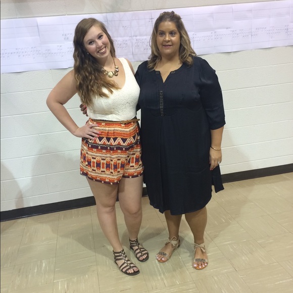 Lace Romper - Picture 2 of 5